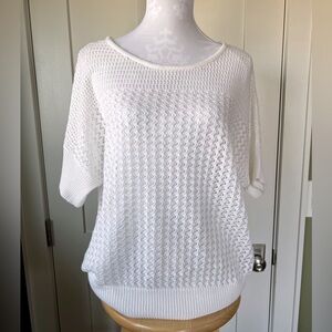 New York and Company white women’s sweater top. Size XL.